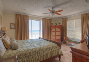 A Surf House 8011