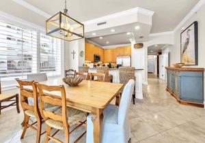 Adagio G-205 Pool-side 3/3 Corner Unit - very close to beach!