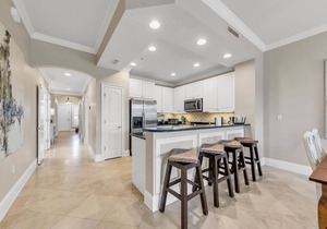 Adagio G402 - Top floor with amazing pool views and summer availability!