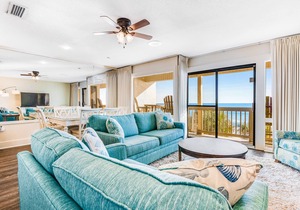 Amazing beachfront home with pool, hot tub & beach access