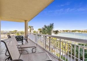 Apartments in FL, USA
