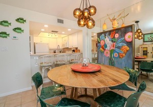 Barefoot 209 Double Balcony