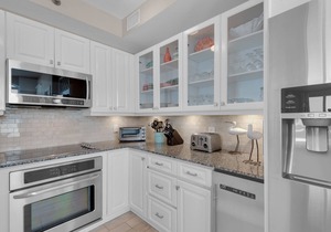 Beach Colony East15A- 3BD/3BA Gulf front Navarre Beach Condo!