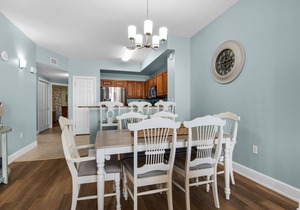 BEACH FRONT CONDO! SLEEPS UP TO 8!BCH SRVC INCL!