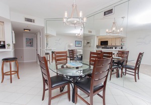 Beach Front Condo w/Amazing Gulf Front Views!