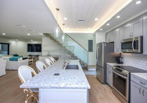 Beach House 22 - Beach front completely renovated in Captiva
