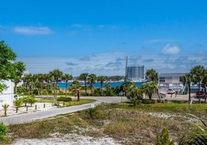 Beach Side- Harbor View