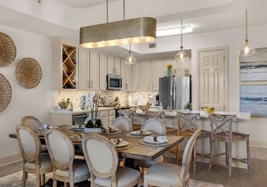 Beach Views, Penthouse, 2 Balconies, 4 Pools, Chair Svc