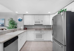 🌅Beachfront-2 Pools-Hot Tub-Sauna-Gym-2BR Emerald Isle 1206🌅