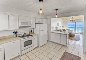 Beachfront 30A Condo! Stunning Views, Pool, 5min to Seaside, Sleeps 6, WiFi, La Dolce Vita Credit!