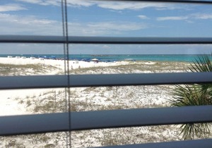 ~Beachfront ~ Spectacular View~Updated ~ Family Friendly~Great Location~