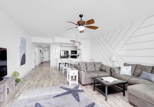 ☀️BeachFRONT-Updated-Aqua Resort 1705☀️