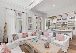 Beautiful 3 Bedroom 30A Vacation Home- Steps to Watercolor Camp Pool & Green