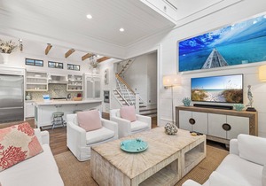 Beautiful 3 Bedroom 30A Vacation Home- Steps to Watercolor Camp Pool & Green