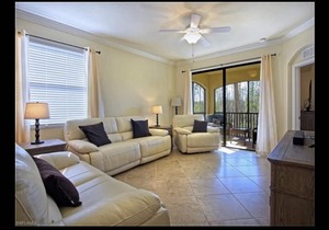 Beautiful 3 Bedroom, 2 Bath Condo in Treviso Bay! With golf!
