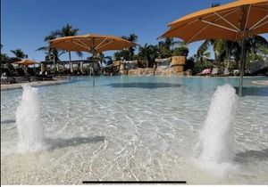 Beautiful 3 Bedroom, 2 Bath Condo in Treviso Bay! With golf!