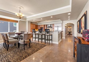 Beautiful Gulf Front Condo at Dunes of Crystal Beach