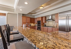Beautiful Gulf Front Condo at Dunes of Crystal Beach