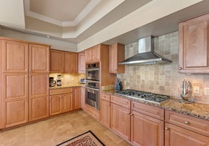 Beautiful Gulf Front Condo at Dunes of Crystal Beach