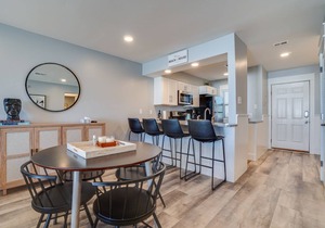 Brand New One Level direct beach front. No Crowds, Exceptional