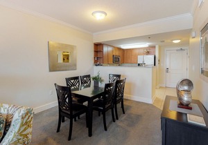 Bright & Spacious Condo On Okaloosa Island! Waterfall, Lazy River
