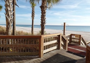 Calypso Towers! Ocean Front! ! Come Stay & Play! Walk to Pier Park!