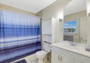 Charming waterfront house w/ heated pool & direct boating access to Gulf