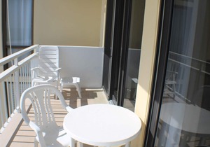 Chic One Bedroom Beachfront Condo