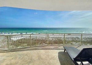 Dunes of Crystal Beach by Destin Getaways
