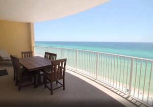 Emerald Isle 1006 - Front row beach chair service included! Affordable rates!