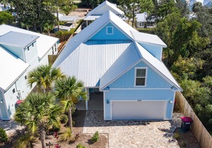 Five O'clock Somewhere... 4BR/3.5 BA with Private Pool. PCB West End. Sleeps 14
