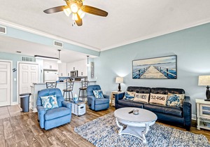 Fourth Floor Condo with Shared Pool, Ocean View, High-Speed WiFi, & Washer/Dryer