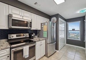 Free Beach Service! Newly Updated/Beachy 8th flr condo w/stunning Gulf Views!