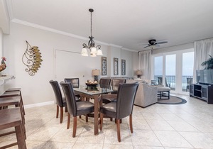 Free Daily Activities☀️🏖🌊👙 | Mediterranean Beachfront Condo w/ Restaurant