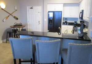 GC 2 BDRM - 2 KING BEDS; Gulf front 40 Ft Balc; Spec View; Bch Chair Serv Incld!