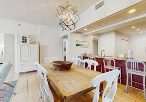 Gorgeous coastal condo with pool, hot tub, easy beach access & pickleball
