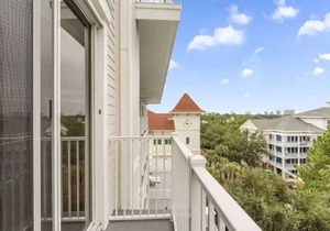 Grand Sandestin 6th floor Studio with amazing bay view