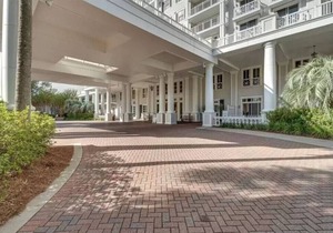 Grand Sandestin 6th floor Studio with amazing bay view