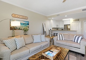 Gulf Views, Mexico Beach Condo, Pool, Hot Tub ~ Summerhouse 209