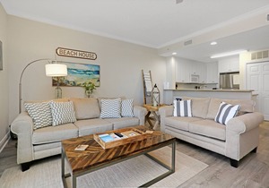Gulf Views, Mexico Beach Condo, Pool, Hot Tub ~ Summerhouse 209