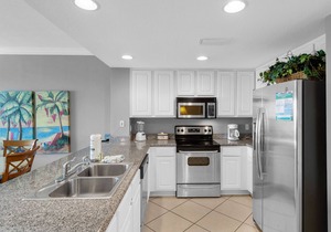 GulfFRONT~Beach Access~Heated Pool/Grill~3BR Grandview East 502