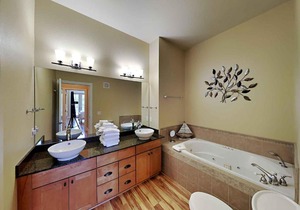 Historic Aragon Executive Apartment