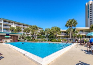 Inviting Condo w/Shared Pool, Sun Deck, and Short 2-Min Walk to the Beach