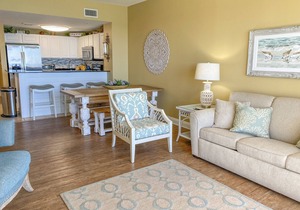 L👀K! ⭐️ TOP-RATED DIRECT BEACHFRONT @Calypso — 2 King Beds + FREE Beach Chairs!