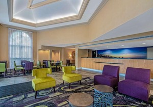 La Quinta Inn & Suites Naples Downtown