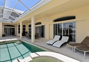 Large home-plenty of space for Family Fun!