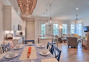 Large, Modern Santa Rosa Home - Walk to Beach!