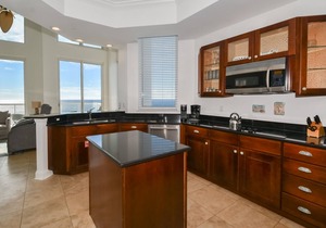 Lavish 2-story beachfront penthouse w/media room & balcony!