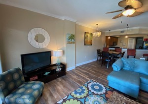 Located across the street from the emerald green water of the Gulf of Mexico!