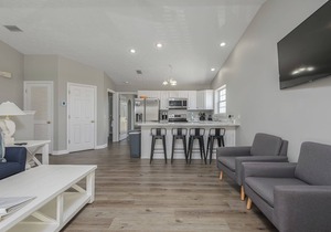 Luxurious 6 BR Beachfront Villa